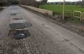 Sistemazione di alcuni tratti di strade comunali