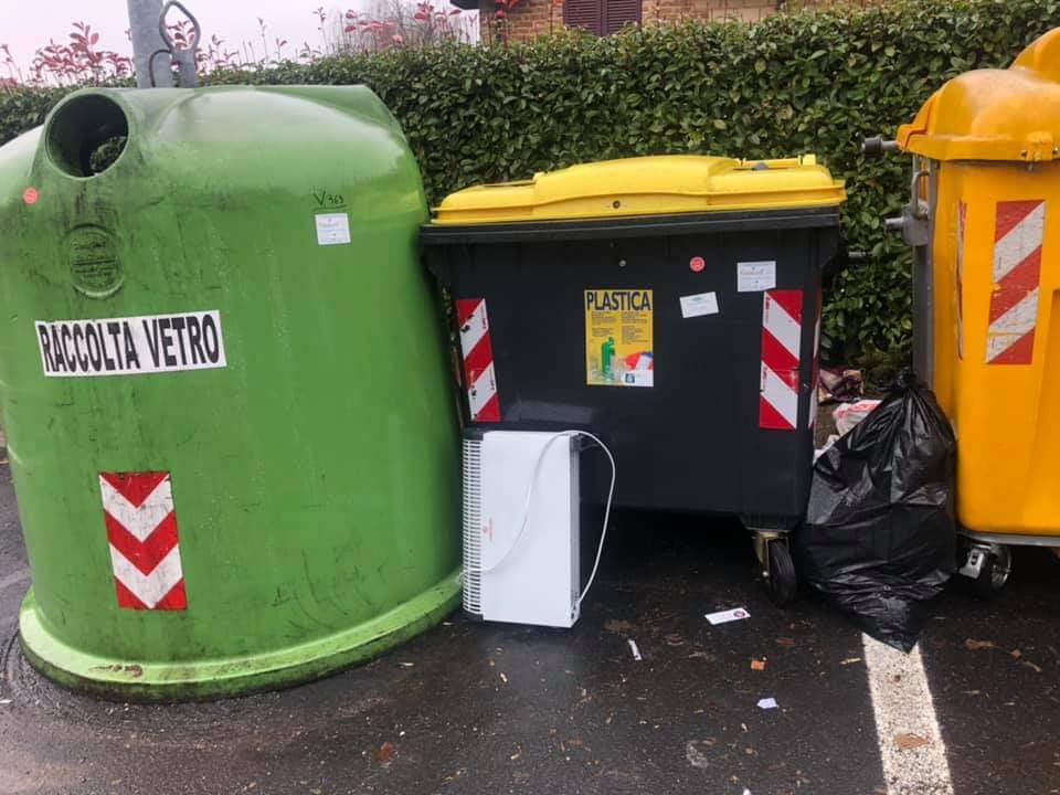 raccolta rifiuti e senso civico